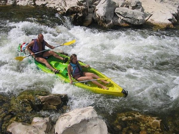 Comment pratiquer le canoë en Ardèche de manière écologique ?